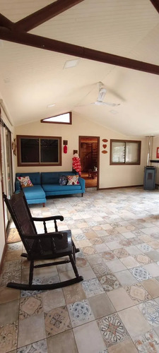 Invierte En Una Parcela Con Dos Casas Y Piscina En Requinoa