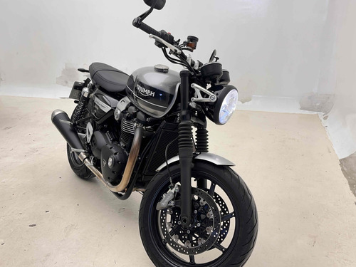 Triumph Speed Twin 1200cc