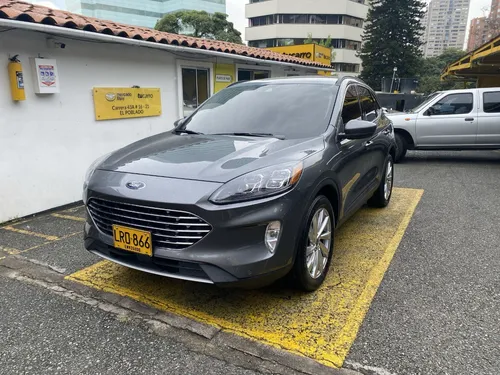 Ford Escape 2.5 Titanium Hibrido At 4x4 2022
