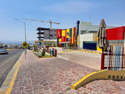 Venta De Terreno Comercial, En Centro Sur, Querétaro. 