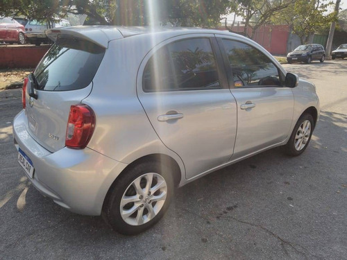 Imagem 5 de 10 de Nissan March 1.6 Sv 16v Flex 4p Manual