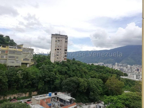 Apartamento En Venta - Colinas De Bello Monte - 58 Mts2 - #24-1982