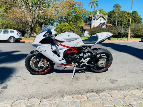 Imagen 11 de 14 de Mv Agusta F3