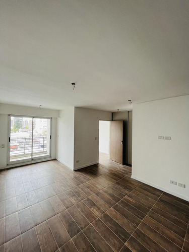 Depto. De 1 Dormitorio A La Venta San Luis Al 2400