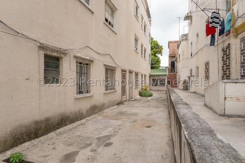 Edificio En Alquiler Chacao Ia25-35274