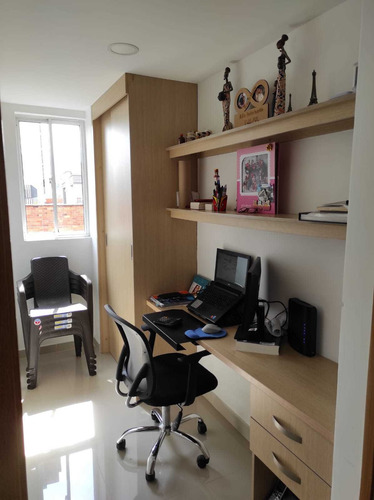 Imagen 3 de 14 de Apartamento En Venta En Sabaneta, El Carmelo