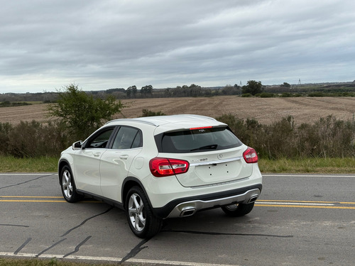 Mercedes-Benz Clase GLA 1.6 Gla200 Urban 156cv
