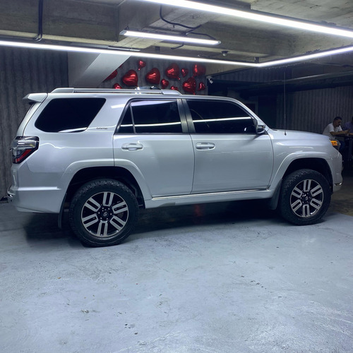 Toyota 4runner 2010