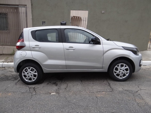 Fiat Mobi Like 1.0 Flex Prata Completo 2017