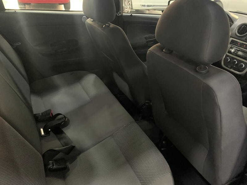 Imagem 10 de 15 de Volkswagen Voyage 1.6 Trend 8v Flex 4p Manual 2013