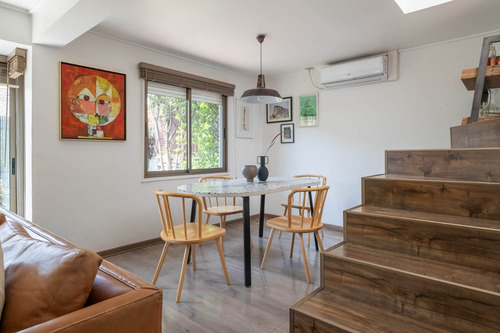 Impecable Casa Remodelada Pareada (almendros)