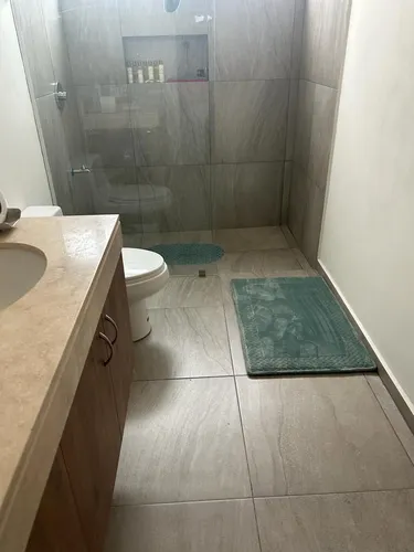 Casa De Una Planta Equipada Y Amueblada De Tres Habitaciones Y Piscina