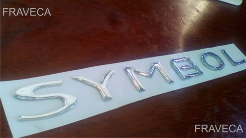 Imagen 3 de 4 de Emblema Renault Symbol Maleta Modelo