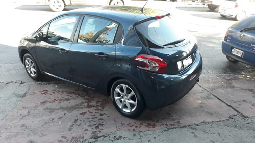 Peugeot 208 Allure | 2014 | Única Mano.