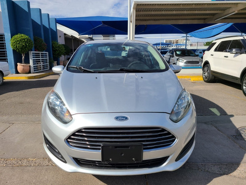 Imagen 8 de 15 de Ford Fiesta S 2014