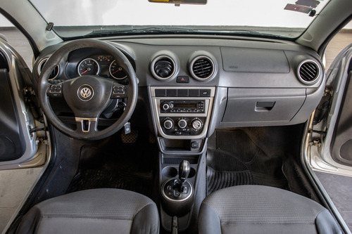 Imagen 21 de 25 de Volkswagen Voyage 1.6 Highline Imotion