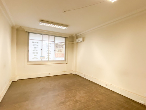 Arriendo Oficina Ahumada Con Moneda 6 Privados, 4 Baños