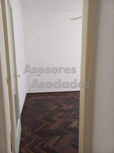Venta De Apartamento De Un Dormitorio En Centro