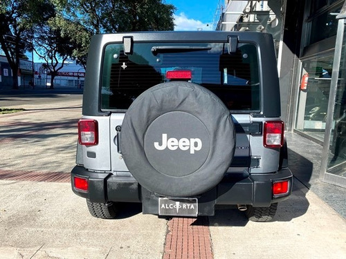 Imagen 9 de 12 de Jeep Wrangler 3.6 Sport 284hp Mtx