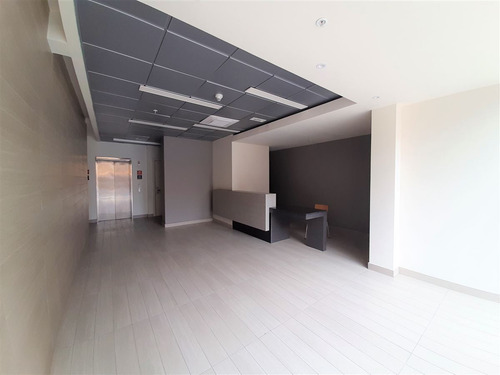 Oficina En Arriendo En Providencia