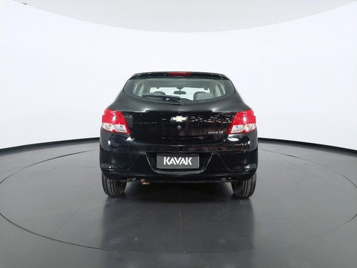 Imagem 6 de 15 de 177377 - Chevrolet Onix 2015 Com Garantia