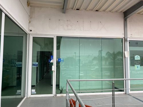 Imagen 3 de 8 de Local Planta Alta En Regio Plaza Sobre Avenida Isidoro Sepul