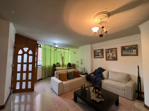 Imagen 4 de 11 de Leal Perez Vende Apartamento Res. Luna Style Los Mangos - Valencia