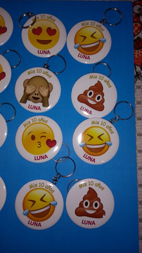 Pines Y Llaveros Personalizados