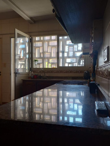 Imagen 14 de 19 de Departamento -4 Ambientes-la Rioja 200- Balvanera