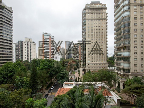 Imagem 14 de 30 de Morar No Local Mais Agradável De Um Dos Bairros Mais Cobiçados Da Capital: A Vila Nova Conceição. Arborizado E Seguro, Pertinho Do Parque Ibirapuera. 386,82m² Área Útil, Lavabo, Sa - Ap00717 - 693953