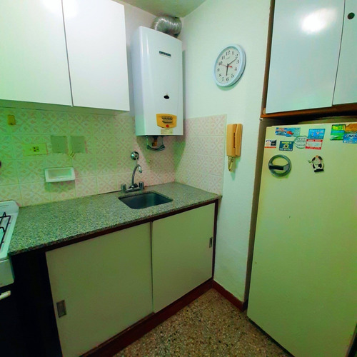 Imagen 8 de 14 de ¿buscas Un 2 Ambientes De Bajas Expensas, Céntrico Y En Buen Estado? Tengo Esta Opción Para Vos!