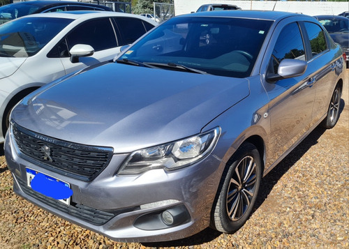 Peugeot 301 1.6 Allure Plus