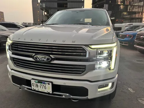 Ford Lobo 3.5 V6 Hev Platinum Plus 4X4 At