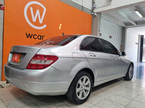 Imagen 15 de 17 de Mercedes Benz C180 Mt 2009
