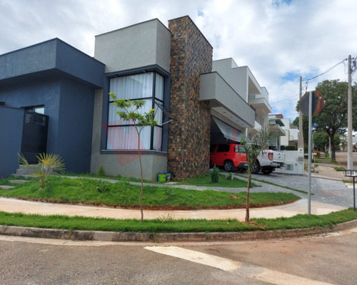 Linda Casa Térrea De Esquina No Condomínio Golden Park Residence Alfa, Muito Bem Localizado Na Região De Sorocaba/sp - 1996 - 69470815
