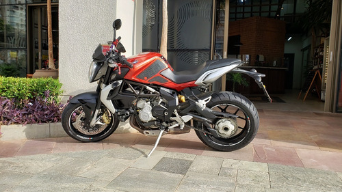 Imagem 3 de 12 de Mv Agusta Brutale 800 - 2014