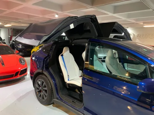Tesla Model X Plaid 2023