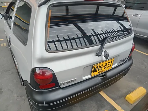 Renault Twingo 1.2 Dynamique 75 hp