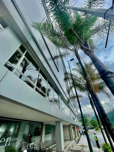 Se Vende Cc Parque Cerro Verde Local Comercial Nivel Calle 42m2