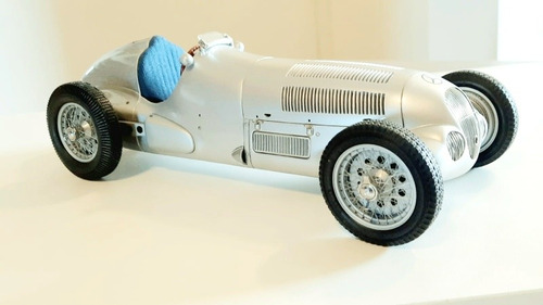 Miniatura Mercedes W125 1937 1:18 Cmc
