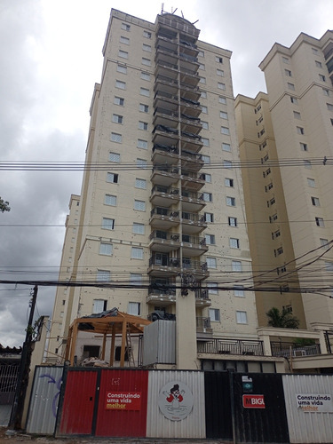 Apartamento 02 Dormitórios+01 Suite E 02 Vagas De Garagem No