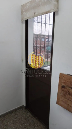 Apartamento De 2 Dormitorios En Alquiler, San Carlos