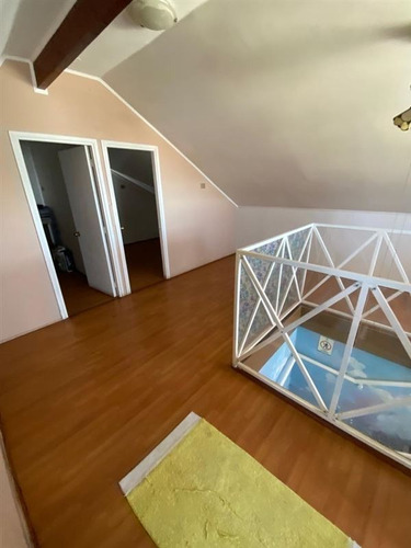 Casa Comercial Tres Piso , 3 Amplias Sala De Espera .