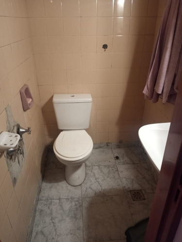 Imagen 11 de 14 de Casa Para 2 Familias En Venta En La Tablada