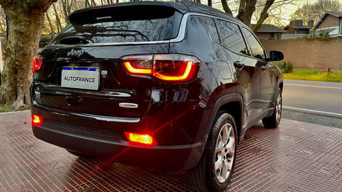Imagen 6 de 25 de Jeep Compass Longitud