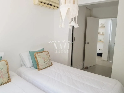 Alquiler Casa De 2 Dormitorios En Suite + Servicio A Una Cuadra De La Playa En José Ignacio.