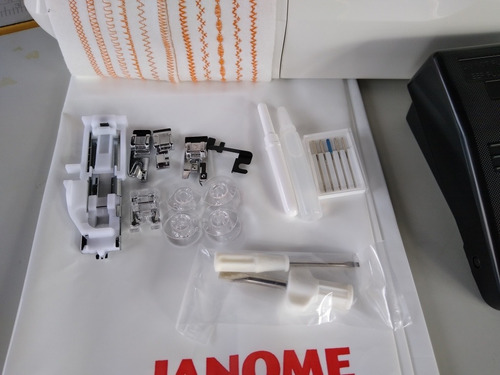 Imagen 8 de 10 de Janome 3016 + Tijera Y Metro De Regalo! Gtía 3 Años P/aregar