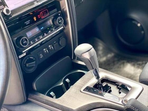 Imagem 9 de 9 de Toyota Hilux Sw4 2.8 D-4d Turbo Diesel Srx 7l 4x4