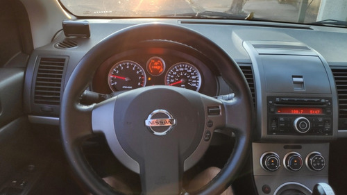Imagem 15 de 15 de Nissan Sentra 2011 2.0 Flex 4p
