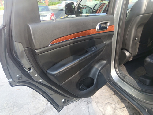 Jeep Grand Cherokee Limited V6 4x2 At
